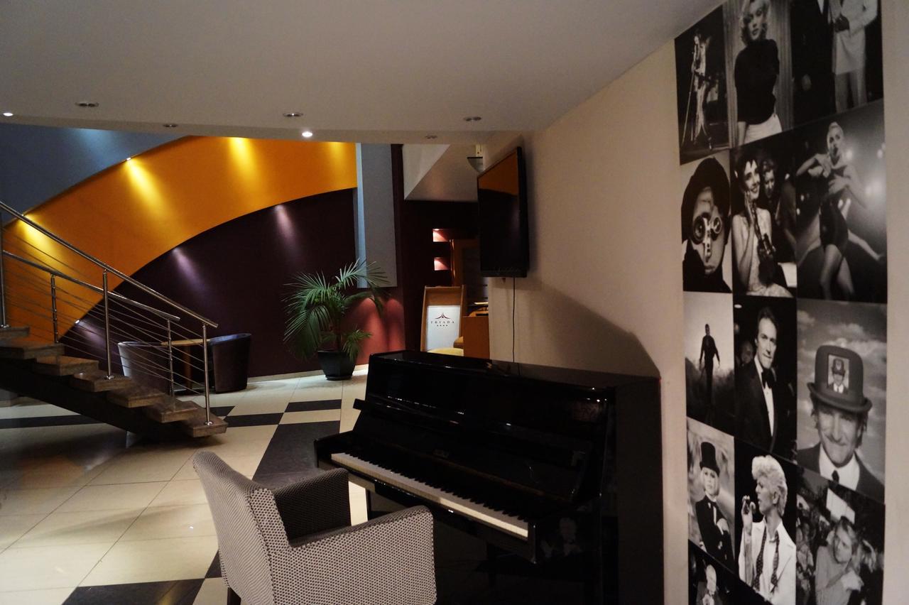Triada Hotel ソフィア エクステリア 写真